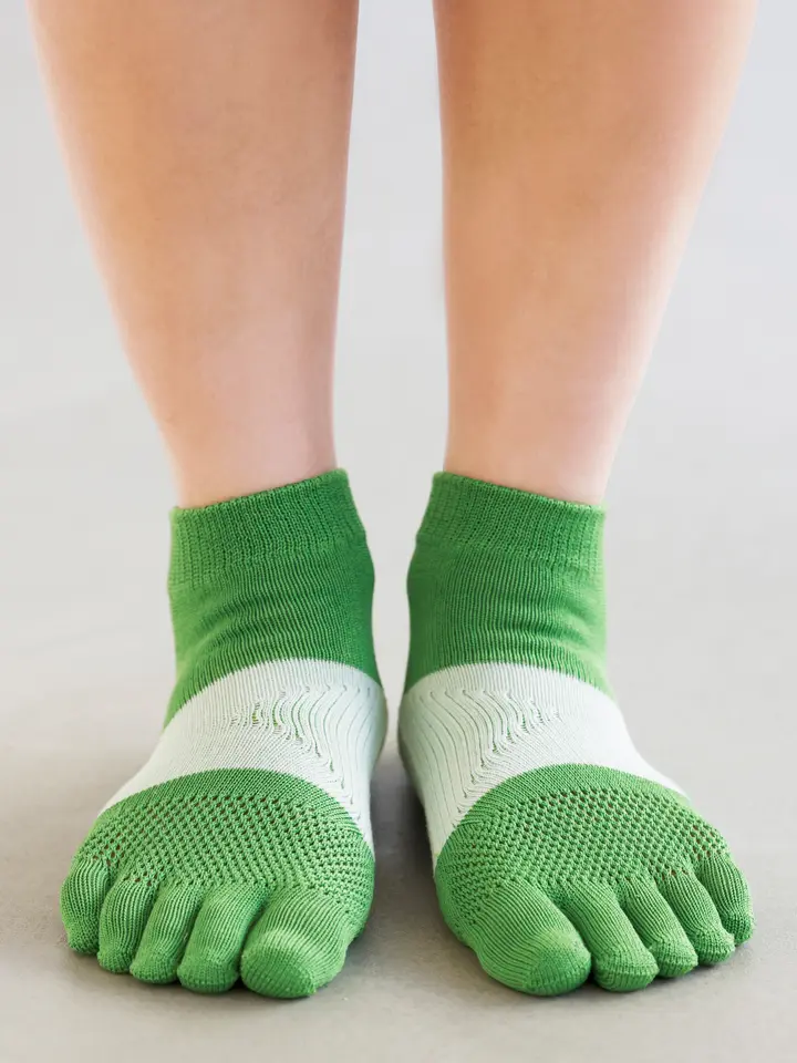 WEB限定】レーシングラン五本指ソックス(Mサイズ) ( 072120089