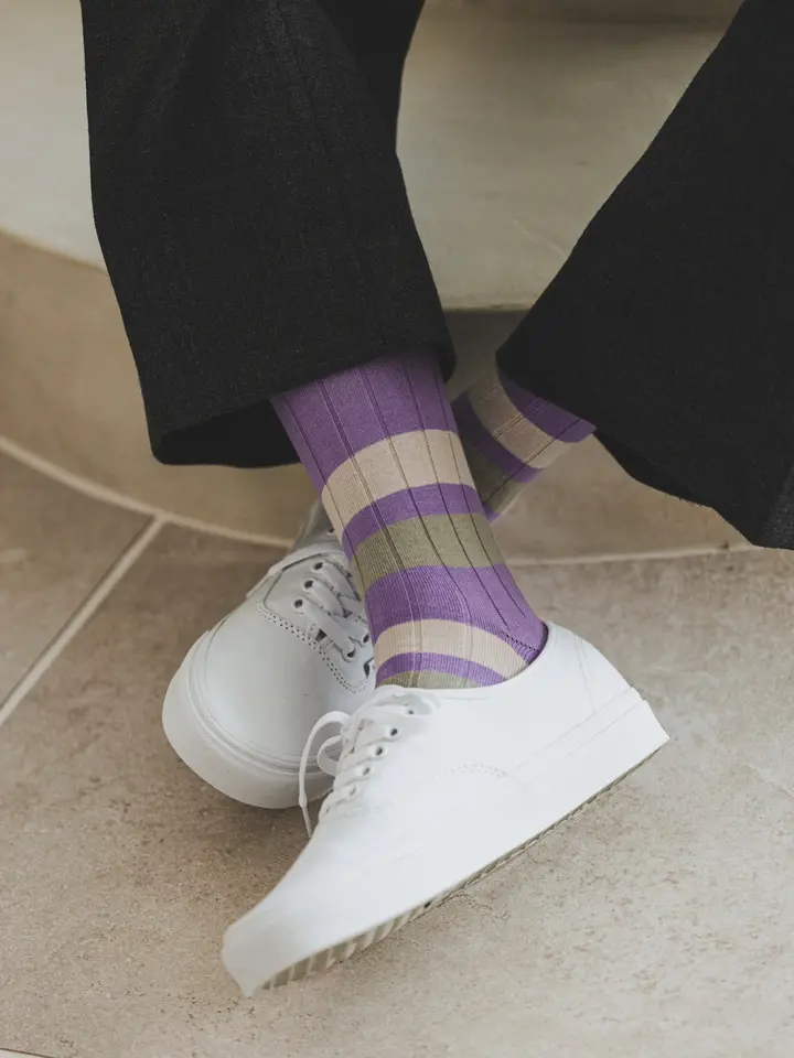 Tabio MEN】お洒落に見えるボーダーソックス ( 082141201 ) | 靴下屋