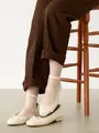 素足風に履けて脱げないショート丈の靴下 アイボリー