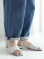ドライクッションレーストング オフホワイト