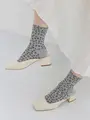 シャーリング風ヒョウ柄ショートソックス グレー