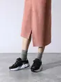 シャイニーラメリブソックス ハニーベージュ/クロサックス