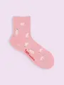 【靴下屋fam】氷のいきものショートソックス ピンク＋シロクマ