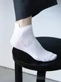 【Tabio MEN】軽い・涼しい・吸水・速乾 かかとガードスニーカー丈ソックス オフホワイト