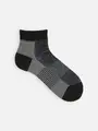 【Tabio MEN】綿麻ブロックメッシュショート丈ソックス ブラック+ブルー
