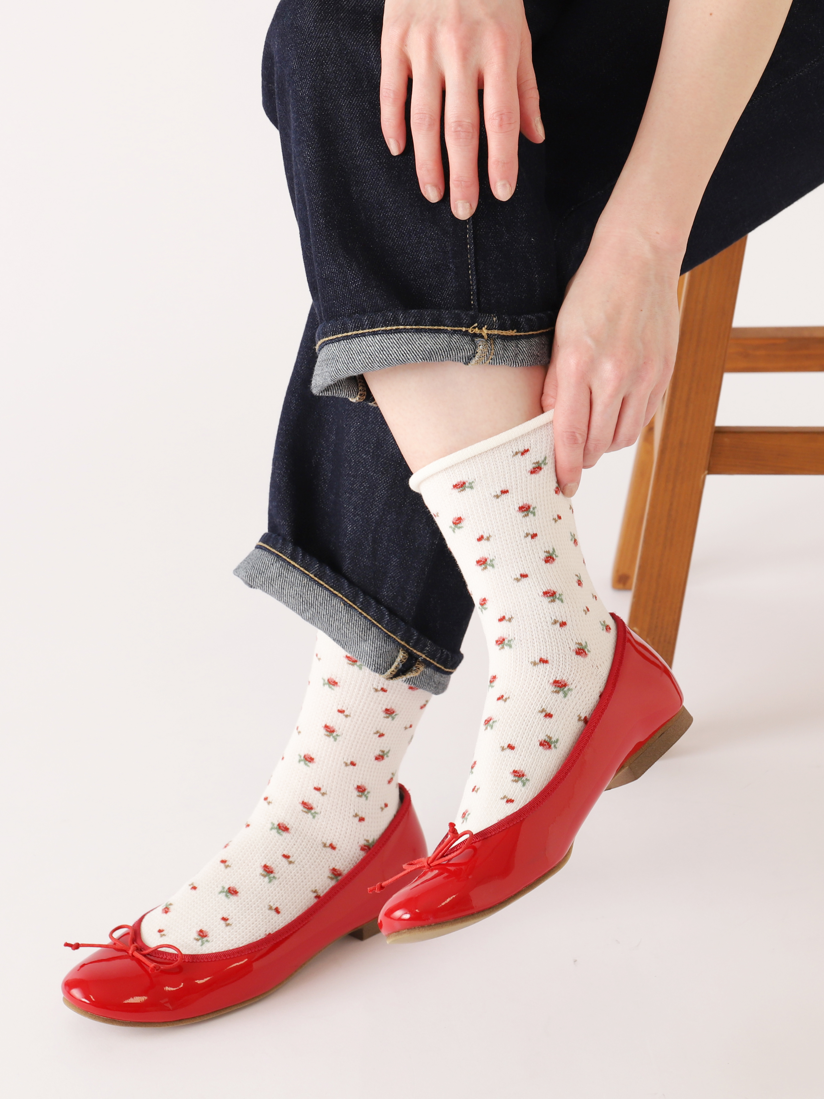 【格安saleスタート】 くるくるワッフル花柄ショートソックス ( 011133089 ) | 靴下屋 トップス
