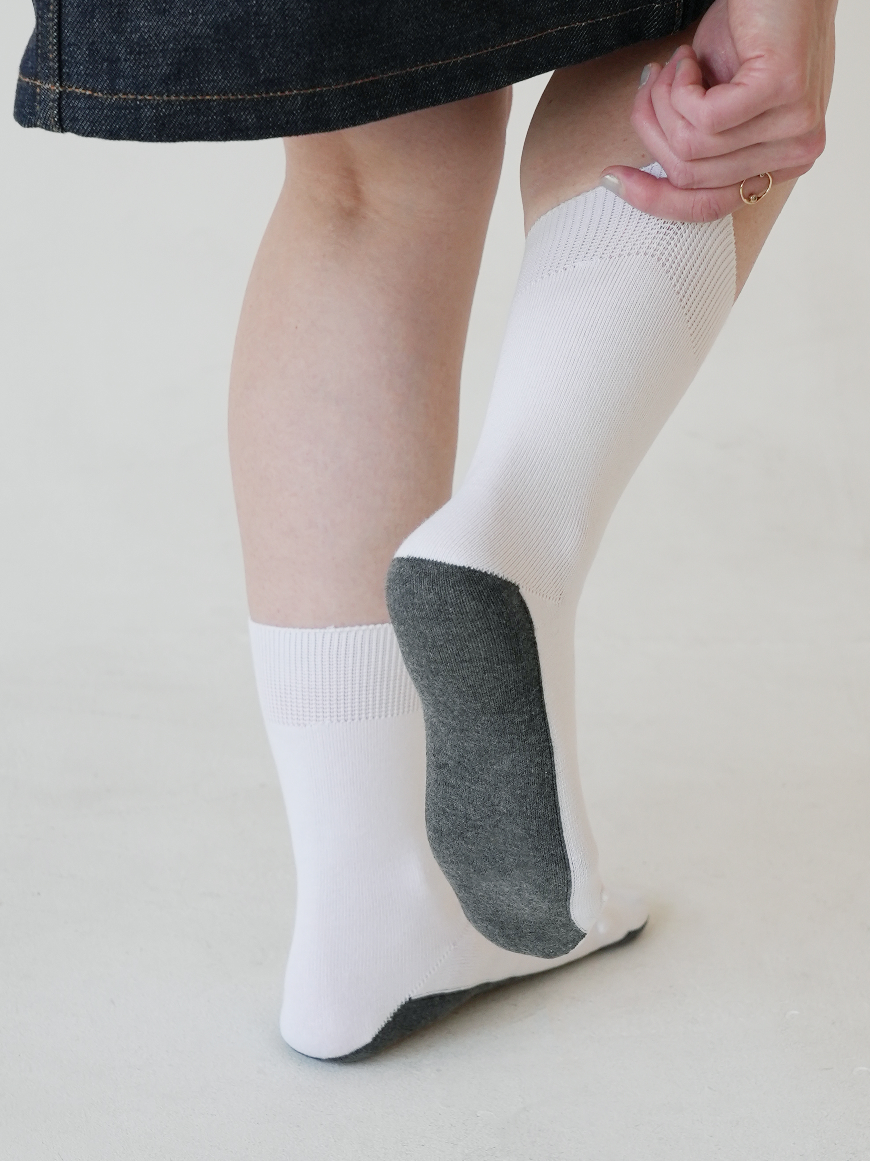 足底汚れが目立たない白ソックス ( 011141472 ) | 靴下屋公式通販