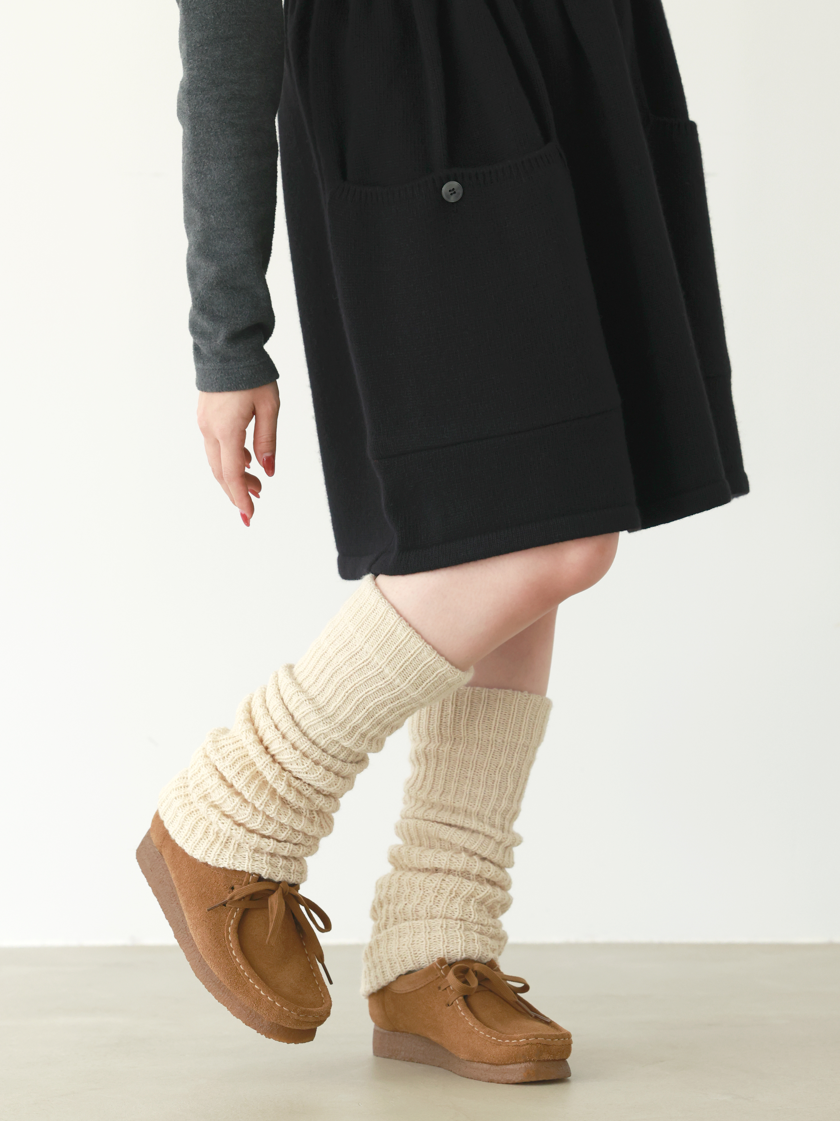 リブバルキーロングレッグウォーマー ( 011400098 ) | 靴下屋公式通販