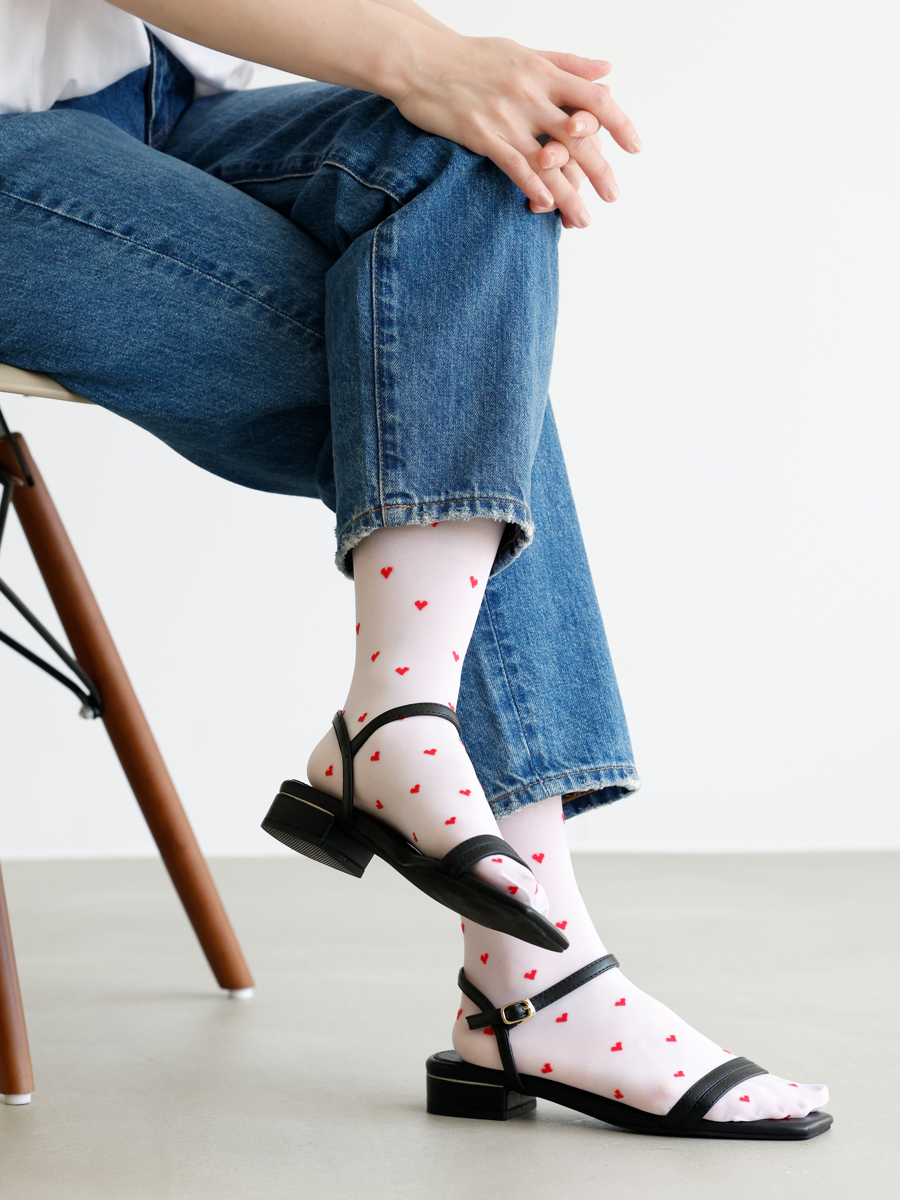 ハート柄ハイソックス ( 011770092 ) | 靴下屋公式通販 Tabio