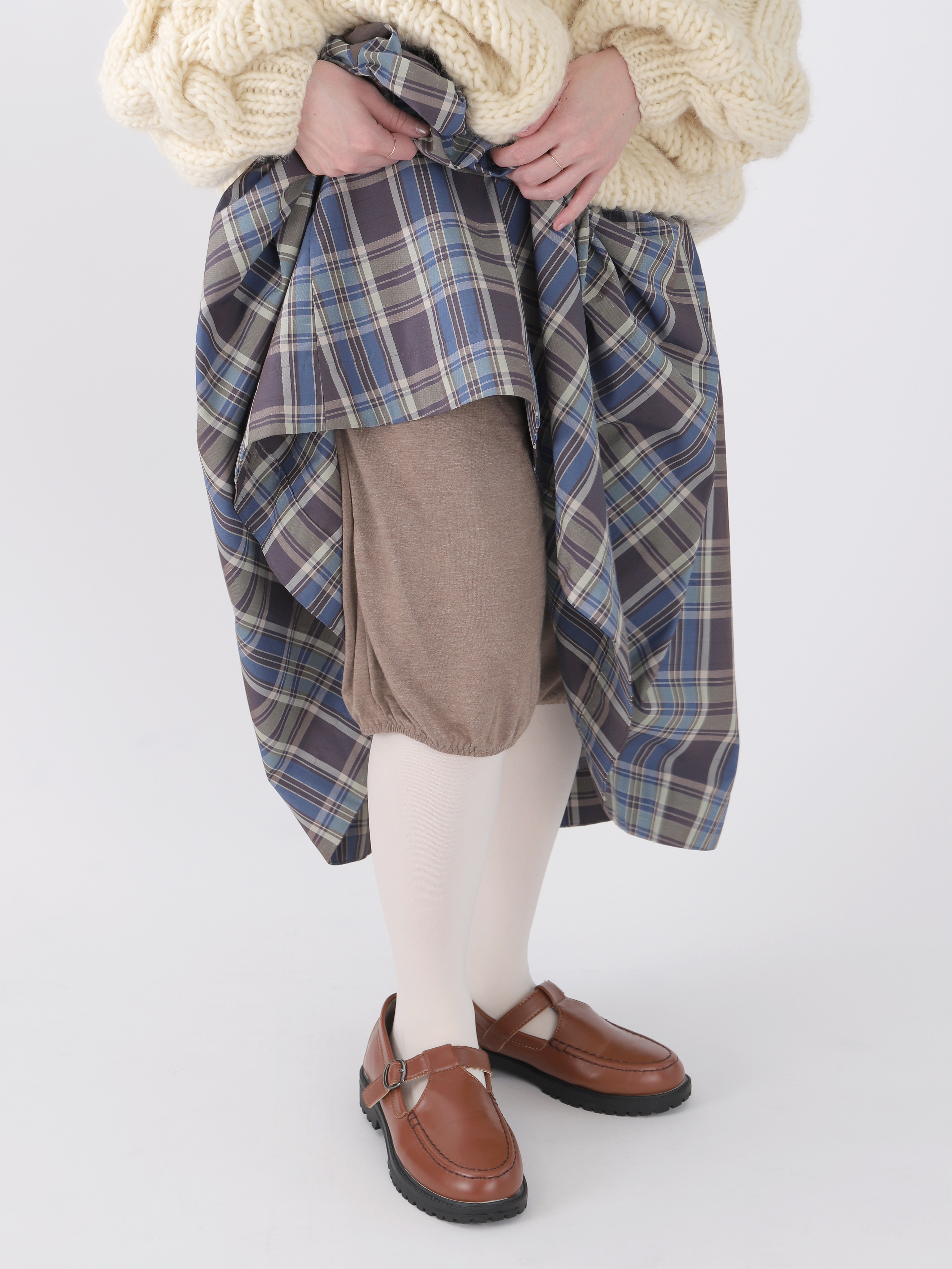 あったかペチパンツ4分丈 ( 011820023 ) | 靴下屋公式通販 Tabio