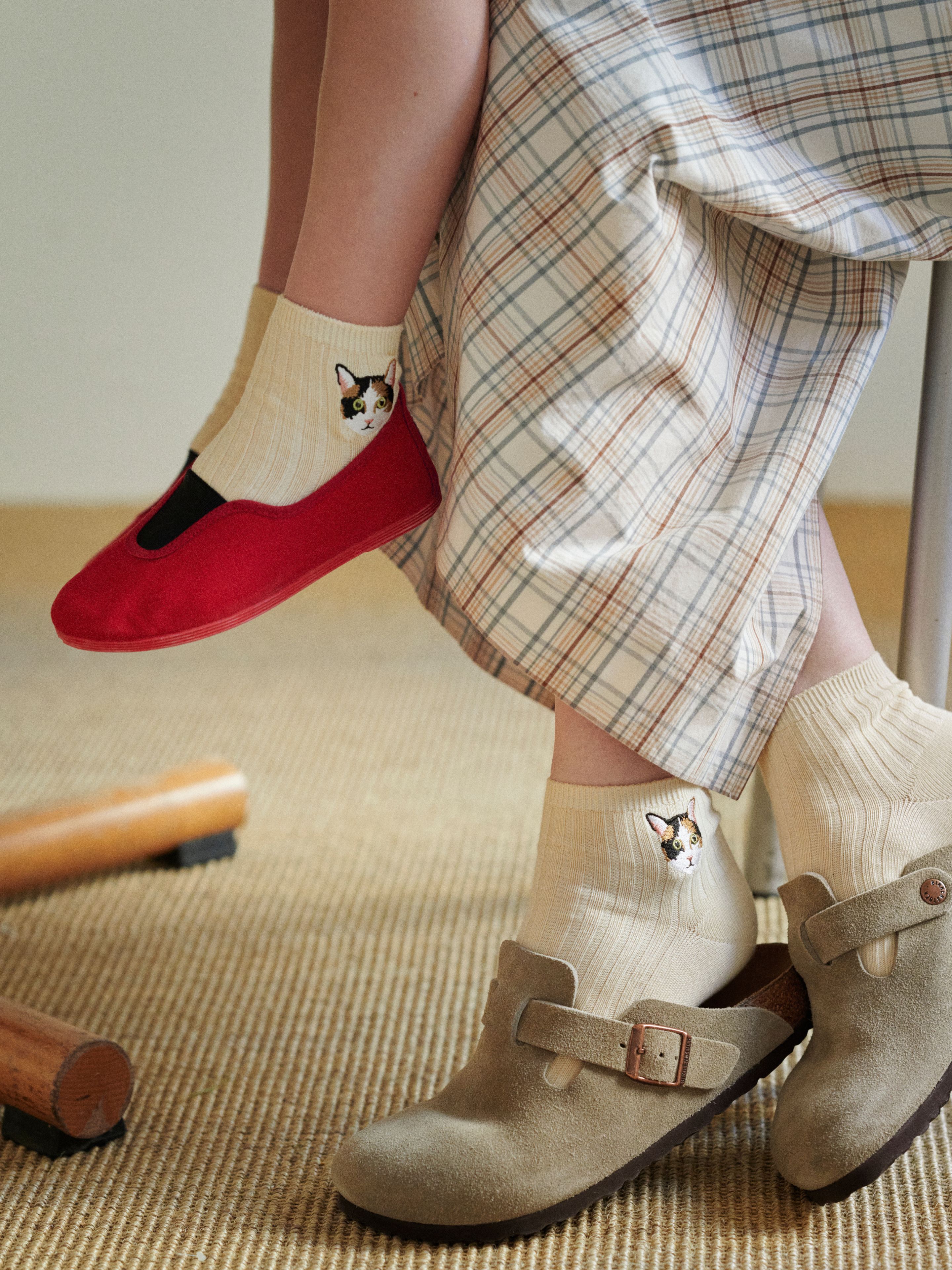 キッズ わんにゃん刺繍ショートソックス / 19-21㎝ ( 013153321