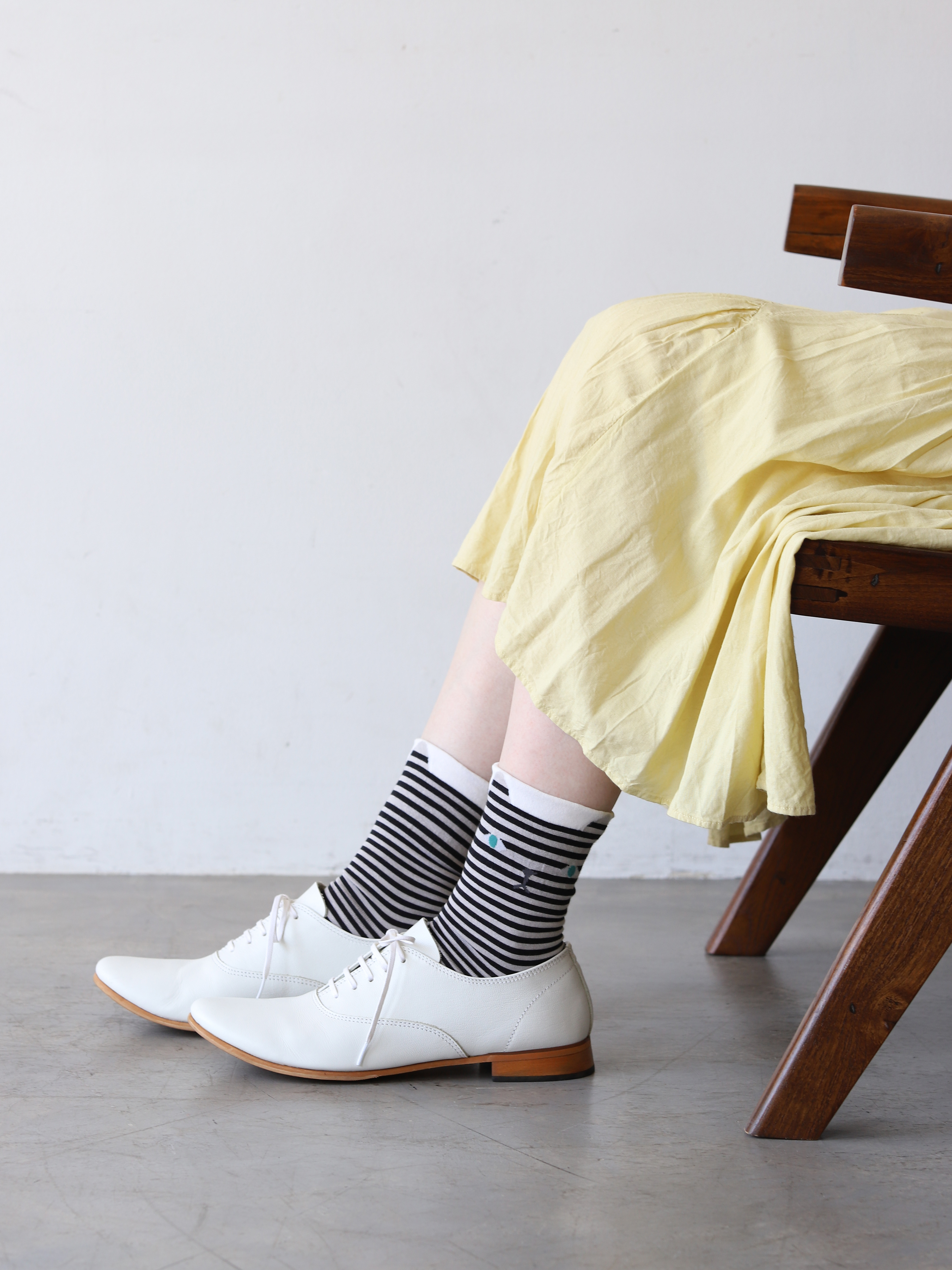 ドナ・ウィルソン】MonoCat socks ( 021132623 ) | 靴下屋公式通販