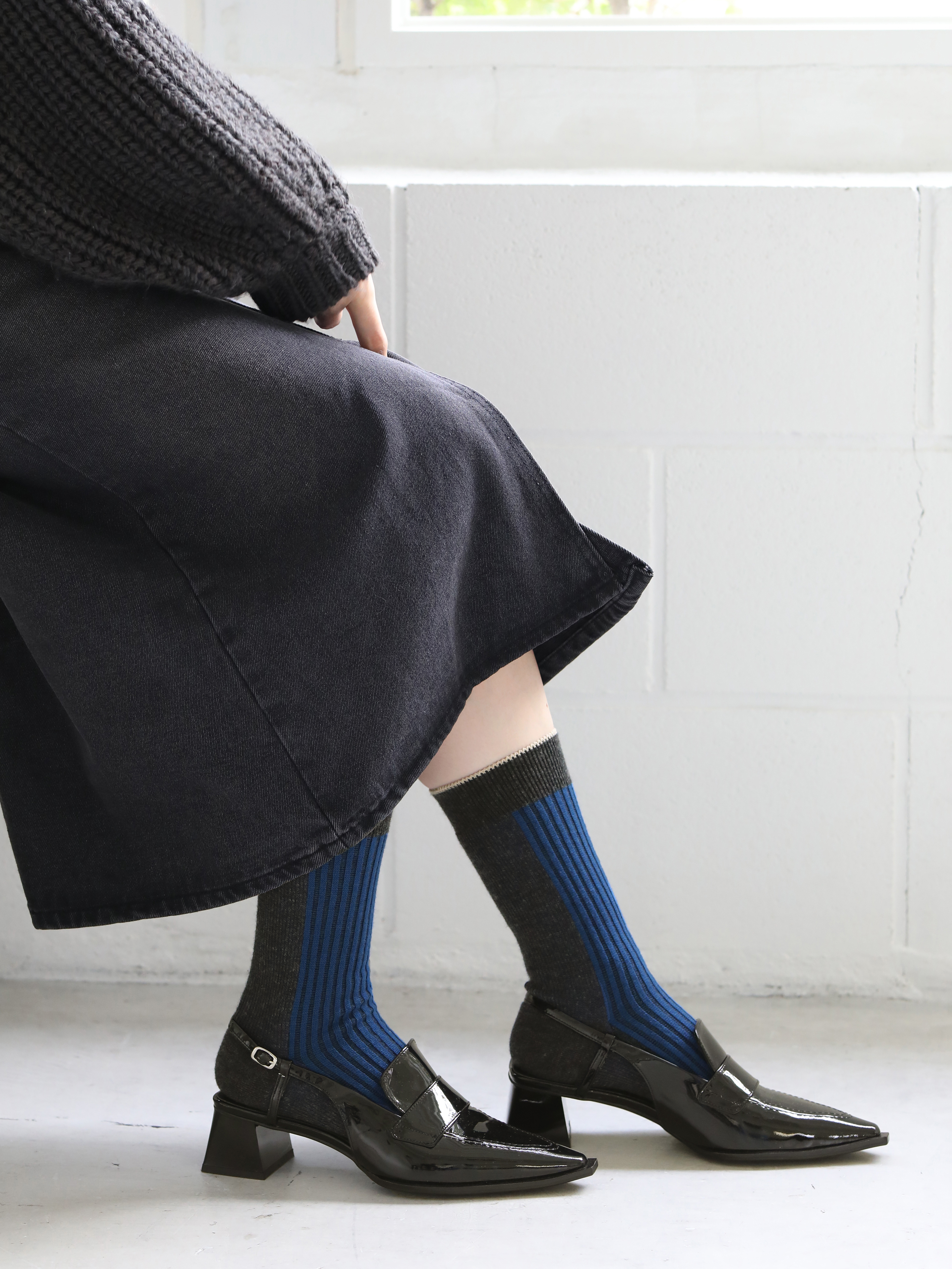 ジャカードリブ切替ソックス ( 021140934 ) | 靴下屋公式通販 Tabio