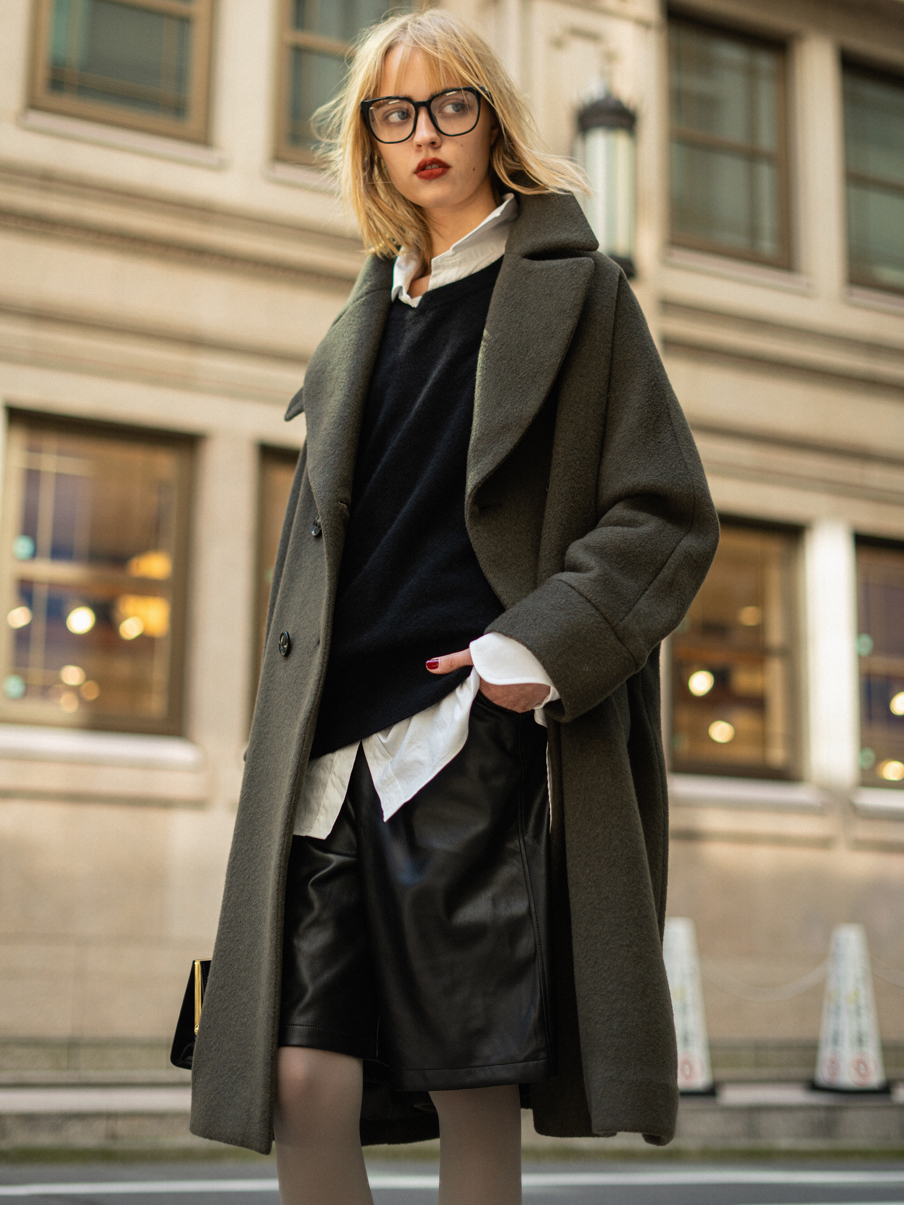 WEB限定】フェイクレザーハーフパンツ M-L ( 081830000 ) | 靴下屋公式